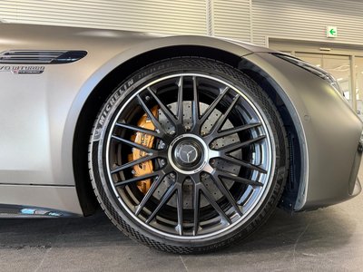 صورة 8 لـ 2025 Mercedes-BENZ SL AMG