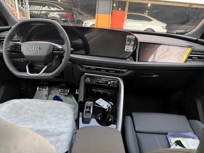 AUDI Q5 - 10