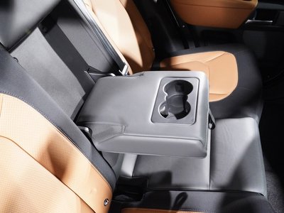 صورة مصغرة 31 لـ 2024 LAND Rover DEFENDER