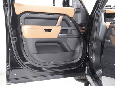 صورة مصغرة 40 لـ 2024 LAND Rover DEFENDER
