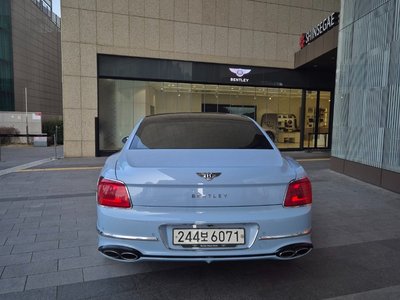 BENTLEY FLYING SPUR - 3