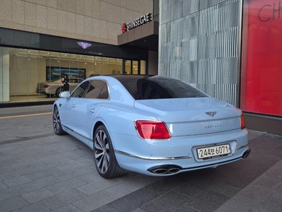 BENTLEY FLYING SPUR - 5