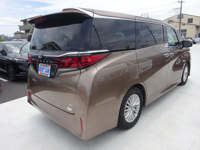TOYOTA ALPHARD - 8