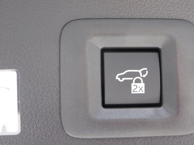 TOYOTA ALPHARD - 10