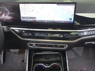 2025 BMW X5 thumbnail 24