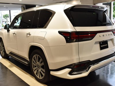 LEXUS LX - 8
