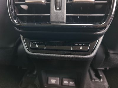 صورة مصغرة 35 لـ 2023 Lexus NX