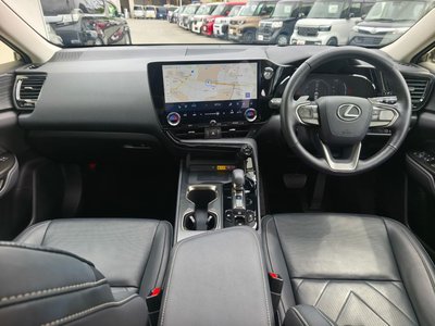 صورة مصغرة 14 لـ 2023 Lexus NX