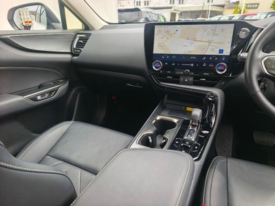 صورة مصغرة 16 لـ 2023 Lexus NX