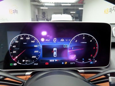 MERCEDES-BENZ S-CLASS - 6