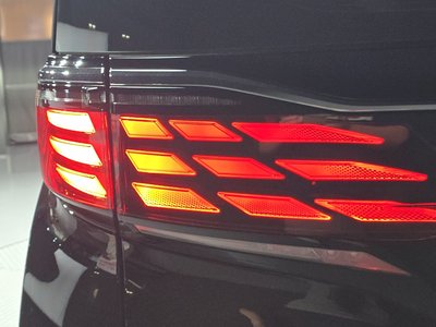 صورة 10 لـ 2025 Toyota ALPHARD