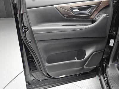 2025 Toyota ALPHARD — миниатюра 14