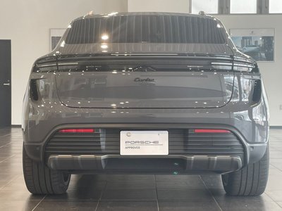 PORSCHE MACAN - 7