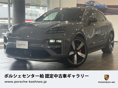 PORSCHE MACAN - 1