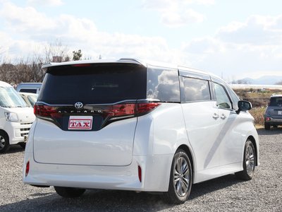 TOYOTA ALPHARD - 4