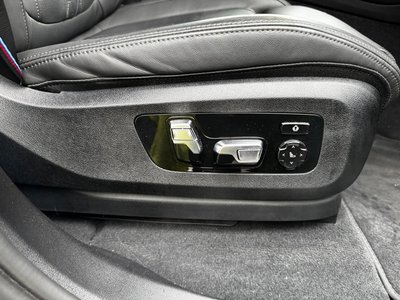 2023 BMW X7 — миниатюра 31