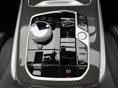 2023 BMW X7 — миниатюра 56