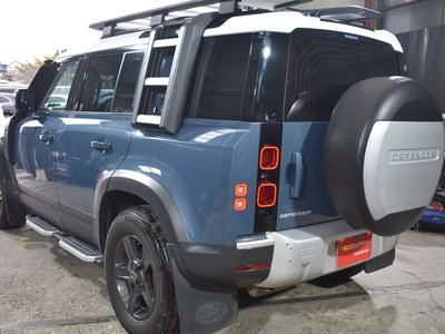 LAND ROVER DEFENDER - 6