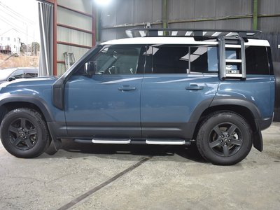 LAND ROVER DEFENDER - 9