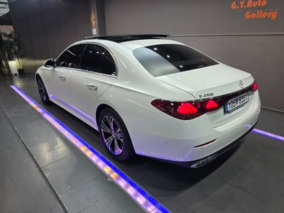 2025 Mercedes-BENZ E-CLASS 照片 4