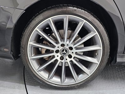 MERCEDES-BENZ E-CLASS - 6