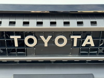 2025 Toyota LAND CRUISER 250 — миниатюра 15