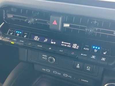 2025 Toyota LAND CRUISER 250 — миниатюра 64