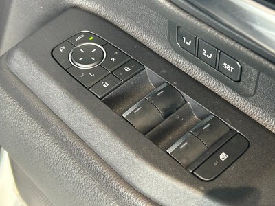 2025 Toyota LAND CRUISER 250 — миниатюра 38