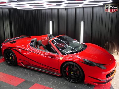 FERRARI 458 SPIDER