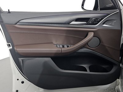 صورة مصغرة 25 لـ 2024 BMW IX3