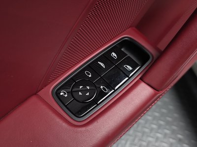 PORSCHE 911 - 7