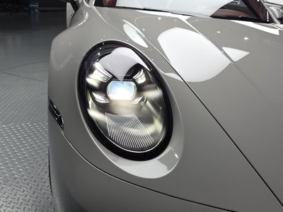 PORSCHE 911 - 9