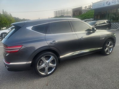 GENESIS GV80 - 3