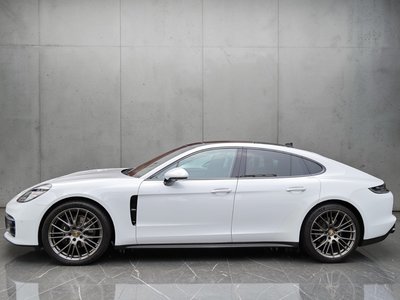 PORSCHE PANAMERA - 7