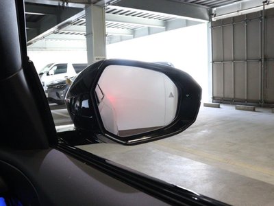 2025 BMW I5 TOURING photo 8