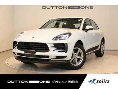 PORSCHE MACAN - 1