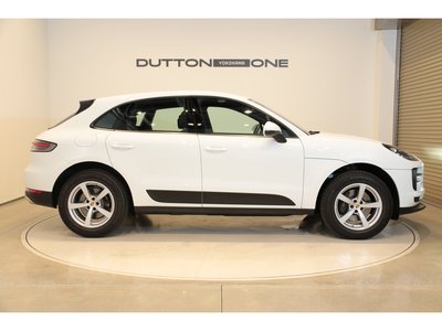 PORSCHE MACAN - 7