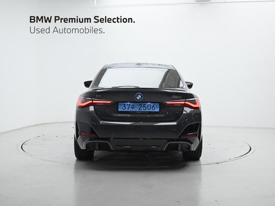 2024 BMW I4 photo 3
