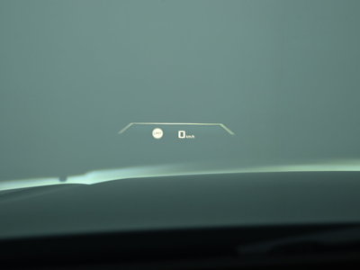 2024 BMW I4 thumbnail 18