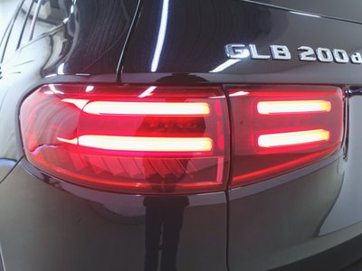 MERCEDES-BENZ GLB - 5