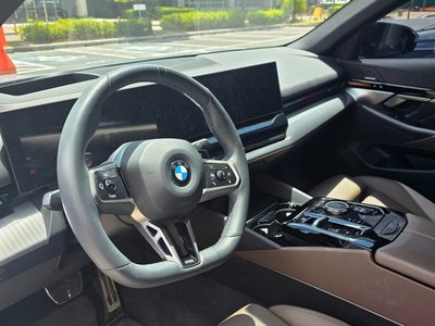 2024 BMW 5 SERIES 照片 10