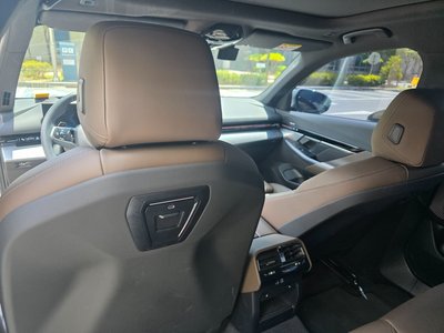 2024 BMW 5 SERIES 照片 1