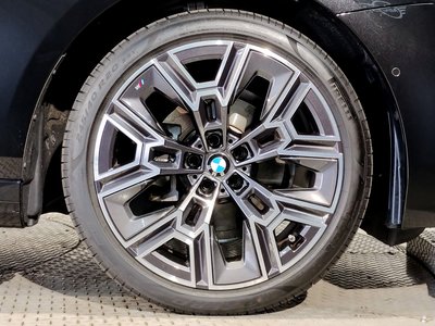 2026 BMW 5 SERIES 缩略图 41