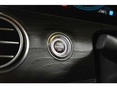 MERCEDES-BENZ E-CLASS - 8