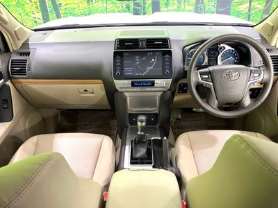 TOYOTA LAND CRUISER PRADO - 2