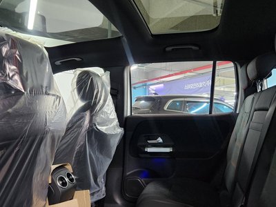 MERCEDES-BENZ GLB - 10