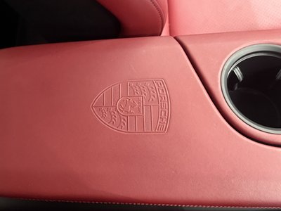 2022 Porsche TAYCAN 缩略图 17