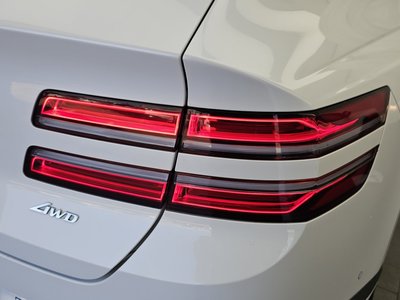 GENESIS GV80 - 10
