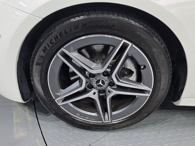 MERCEDES-BENZ E-CLASS - 6