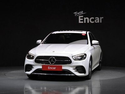 MERCEDES-BENZ E-CLASS - 2